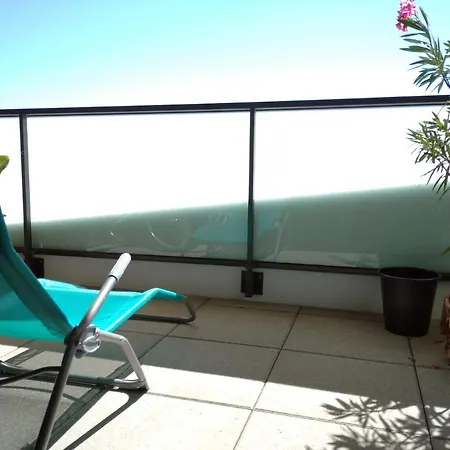 T2 Terrasse Cdg * Castelnau-le-Lez